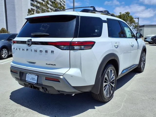 New 2026 Everest White Pearl TriCoat Nissan Platinum image 8