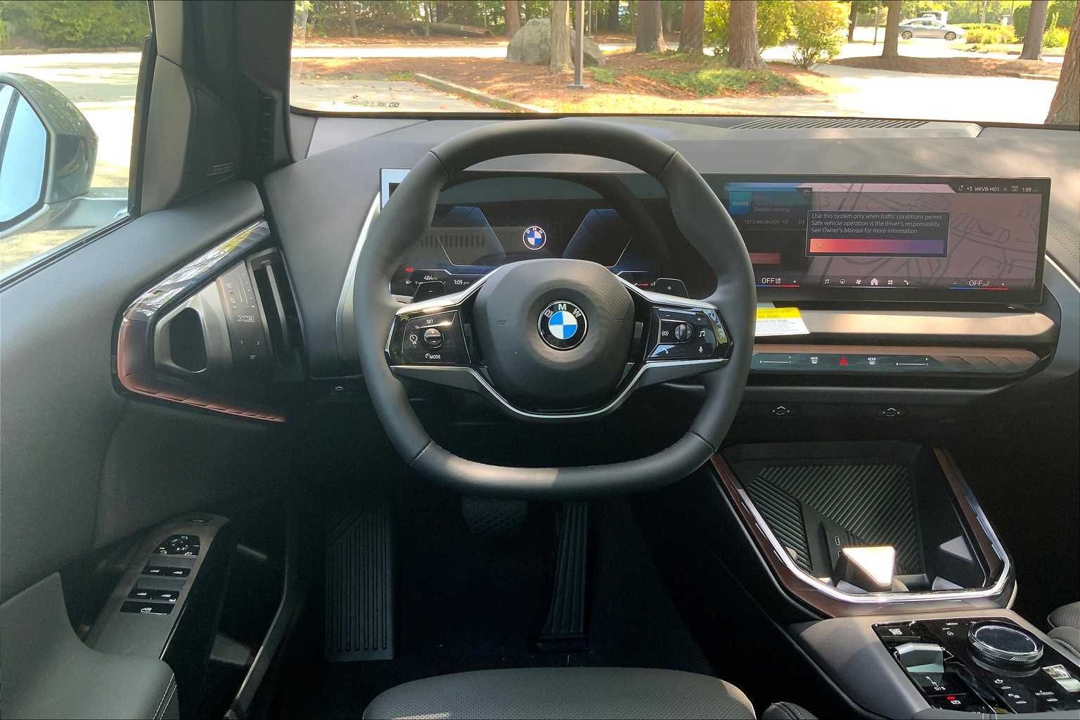 Used 2026 Skyscraper Grey Metallic BMW 30 xDrive image 8