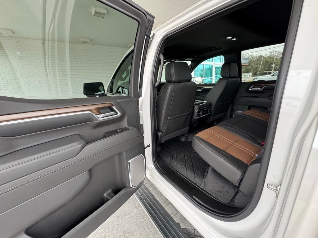 Used 2025 Beige Chevrolet High Country image 19