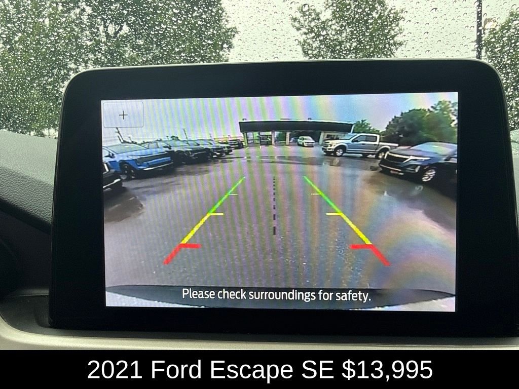 Used 2021 Oxford White Ford SE image 25