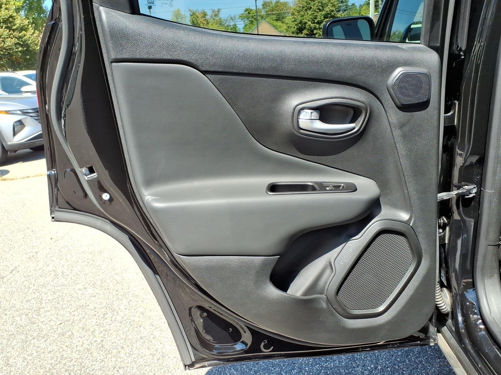 Used 2023 Black Clearcoat Jeep Limited image 17