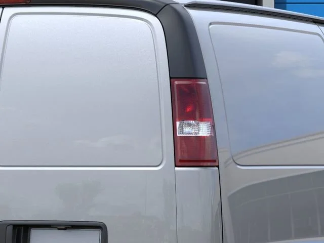 2025 Chevrolet Express Cargo Work Van - Photo 11