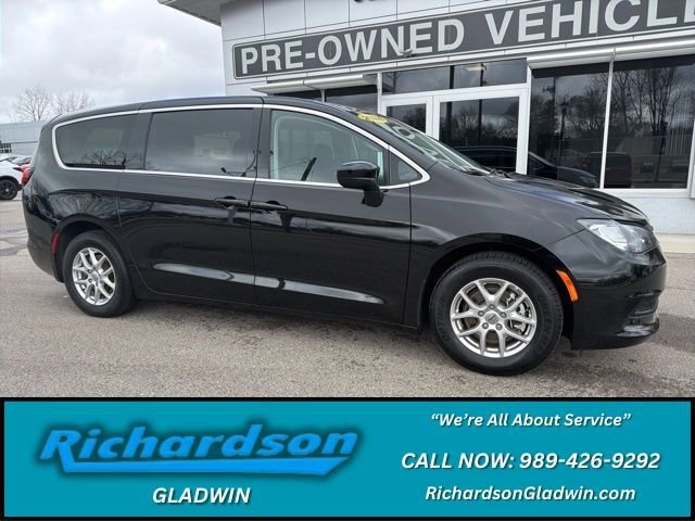 2024 Chrysler Voyager