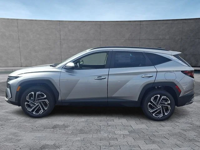 New 2026 Silver Hyundai SEL Plus image 4