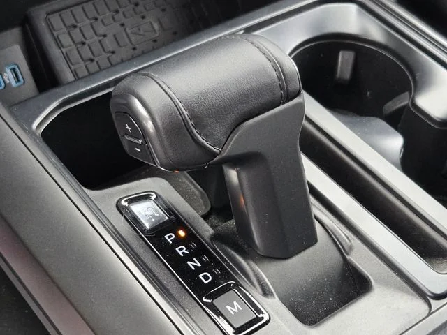 Used 2024 Black Ford XLT image 30