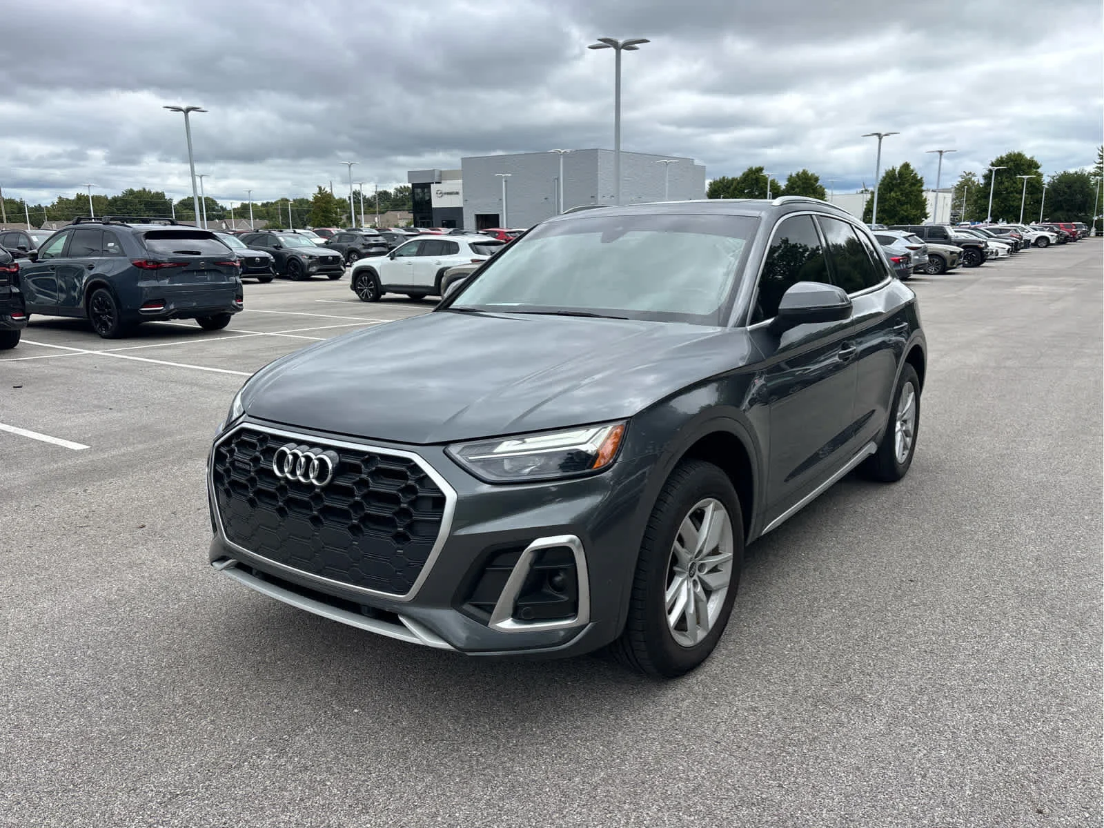 Used 2022 Audi Q5 Premium with VIN WA1GAAFY2N2007746 for sale in Kansas City