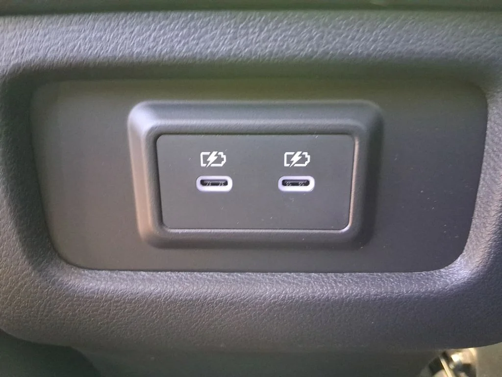 2026 Nissan Pathfinder SV - Photo 28