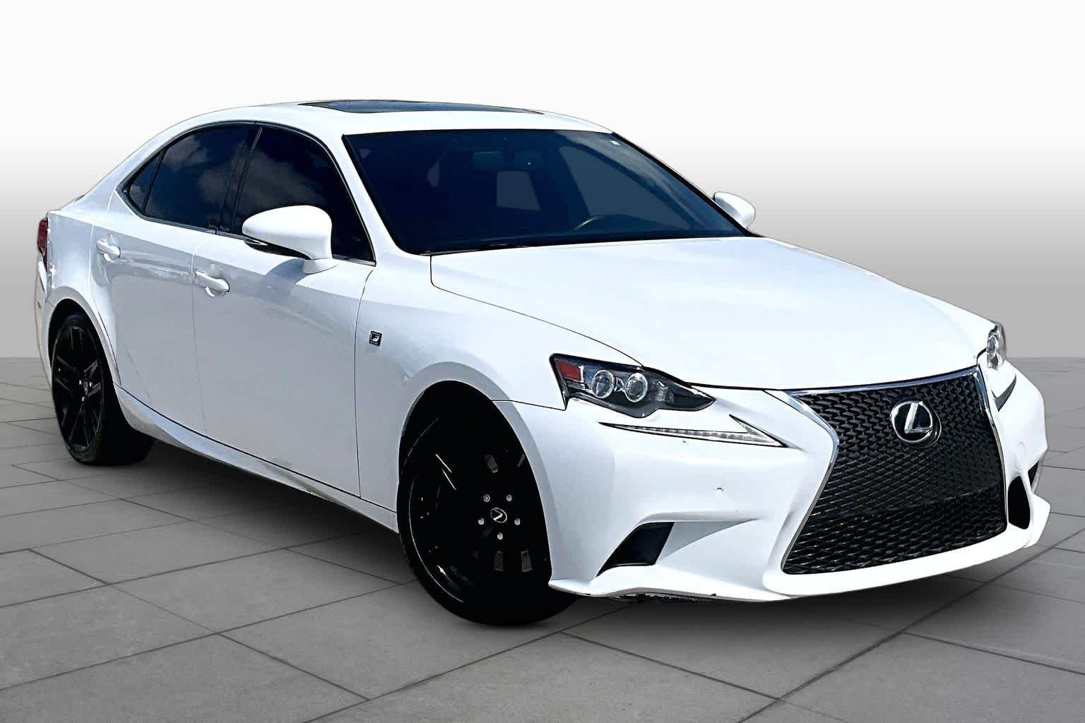Used 2016 Ultra White Lexus  image 2