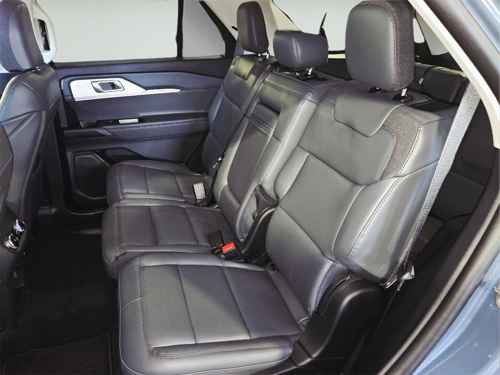 New 2026 Vapor Blue Metallic Ford Active image 81