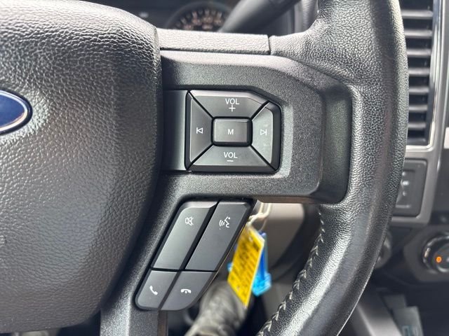 Used 2017 Champagne Ford XLT image 22