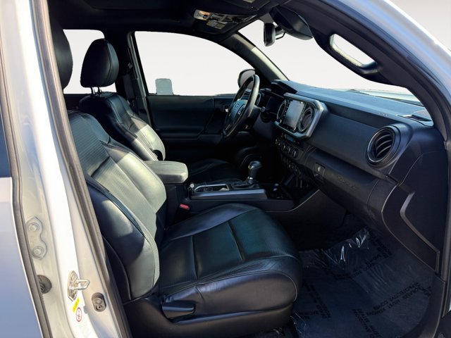 Used 2020 Super White Toyota TRD Off-Road image 19