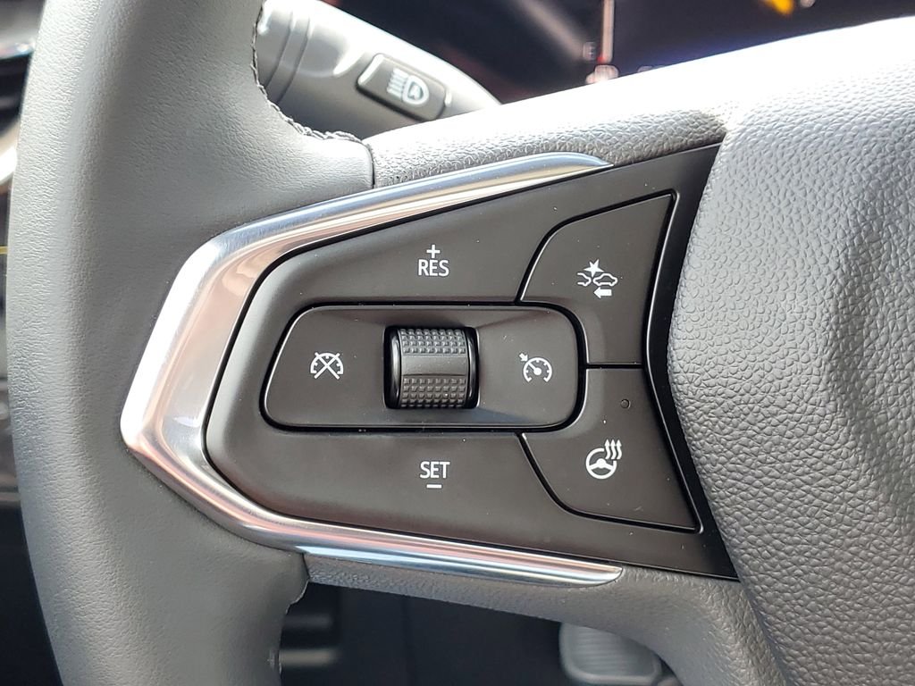 Used 2024 Blue Chevrolet ACTIV image 21
