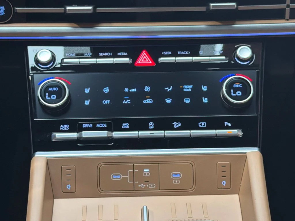 New 2027 Ecotronic Gray Hyundai Limited image 18