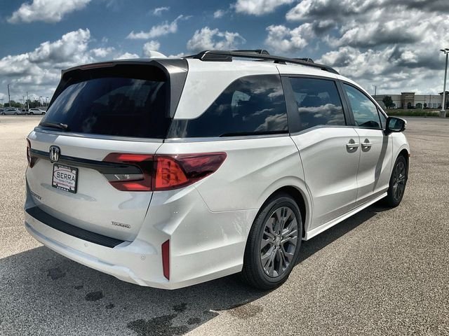 New 2026 Platinum White Pearl Honda Touring image 14