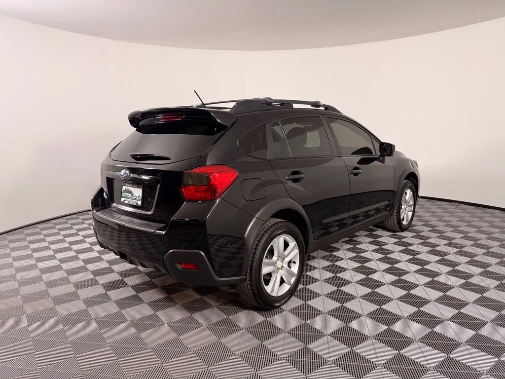 Used 2017 Black Subaru 2.0i image 9