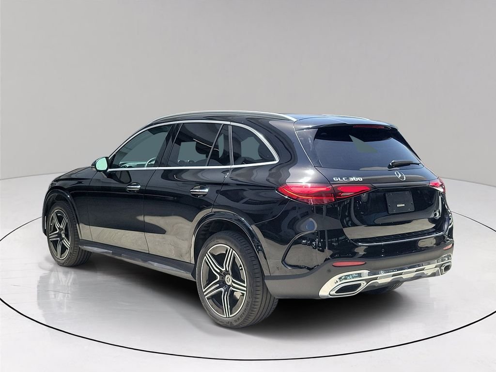Certified Used 2026 Black Mercedes-Benz GLC 300 image 4