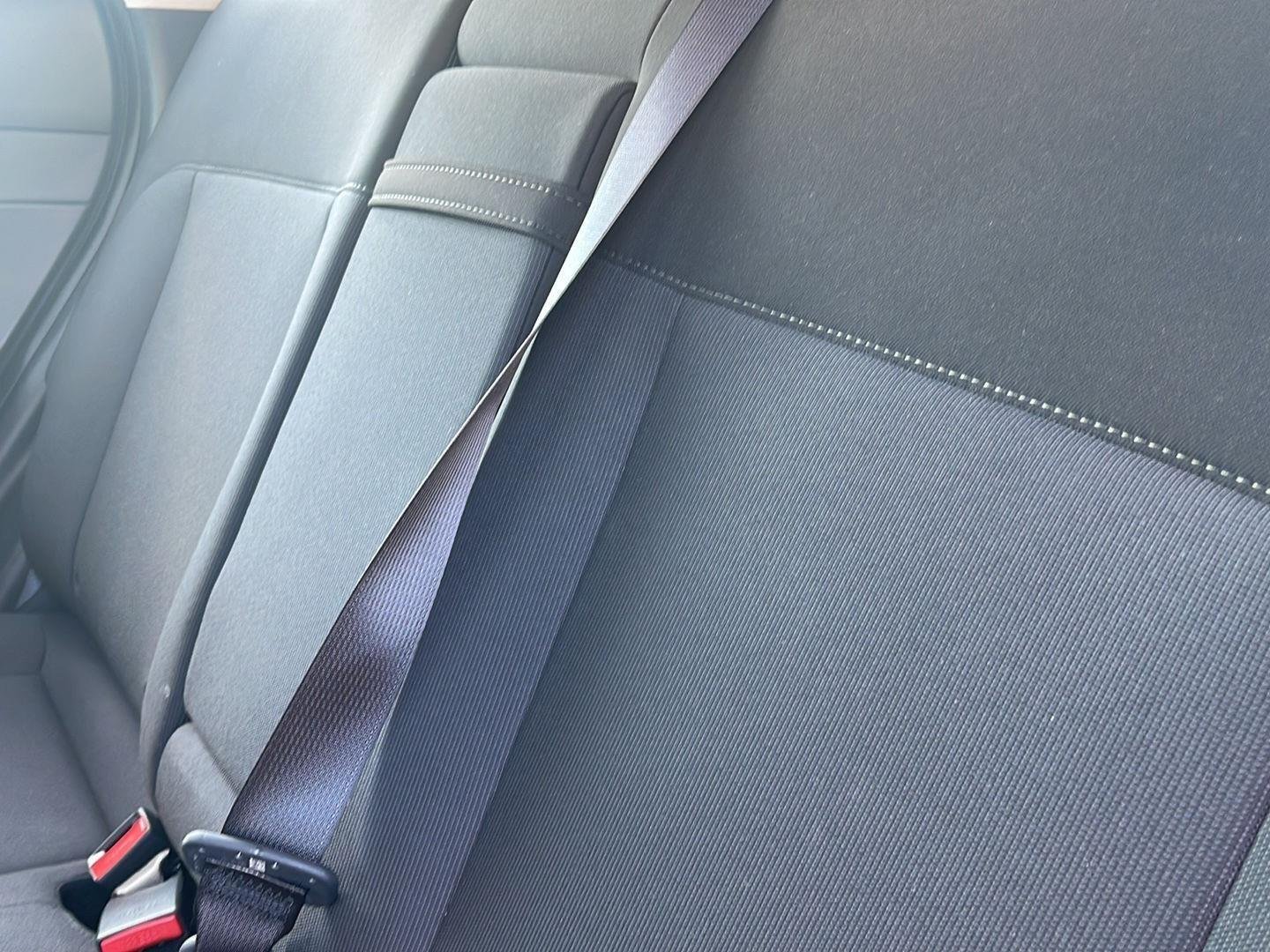 2025 Hyundai Kona SE - Photo 11