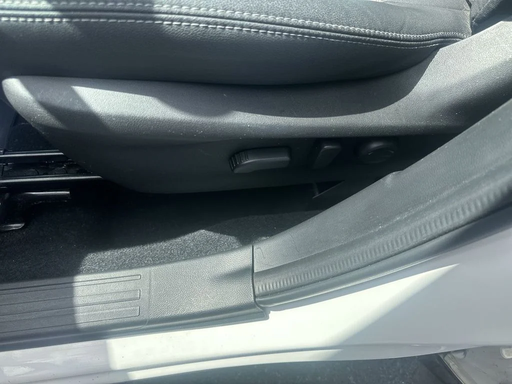Used 2020 White Subaru Premium image 18