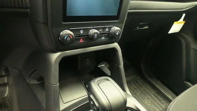 New 2026 Velocity Blue Metallic Ford XL image 18