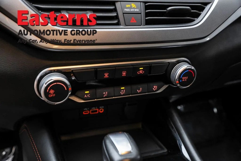 Used 2024 Silver Nissan 2.5 SR image 20