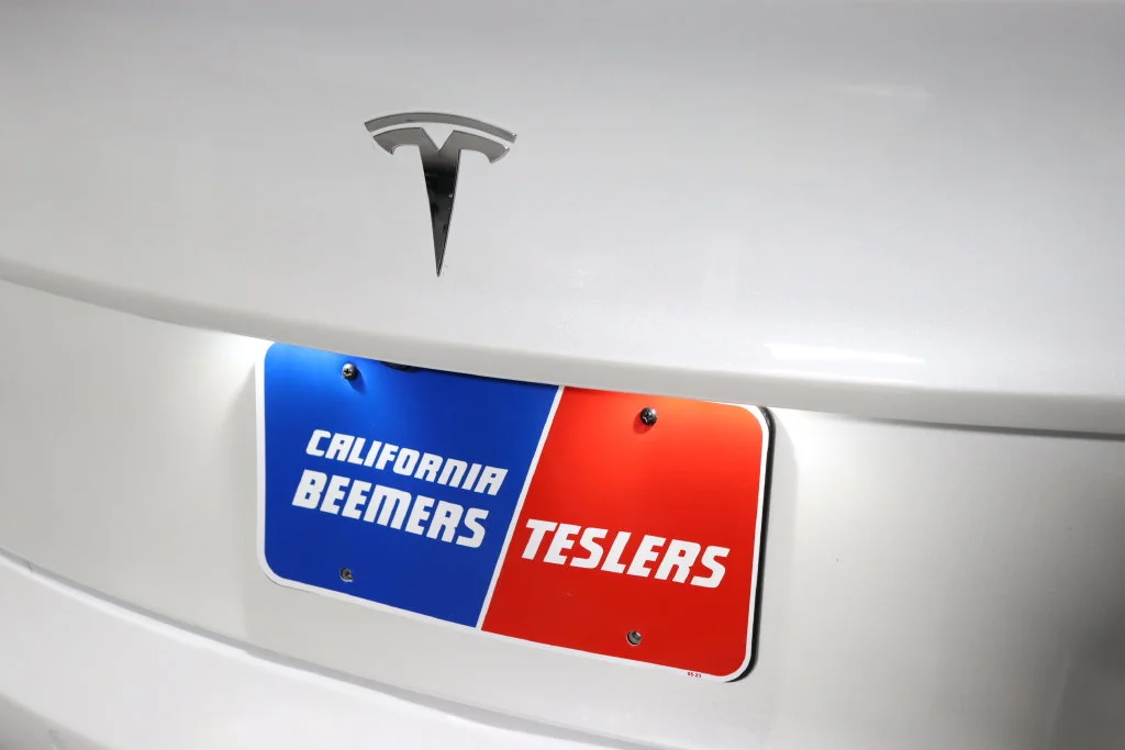 Used 2022 Pearl White Multi-Coat Tesla Long Range image 16