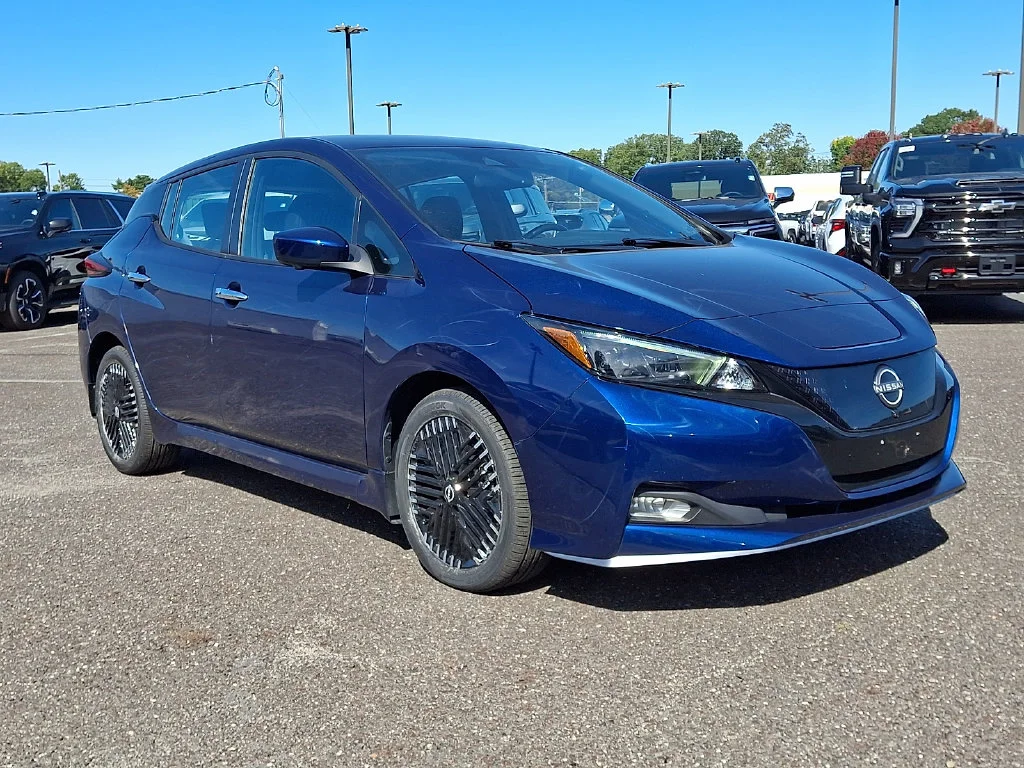 2023 Nissan Leaf