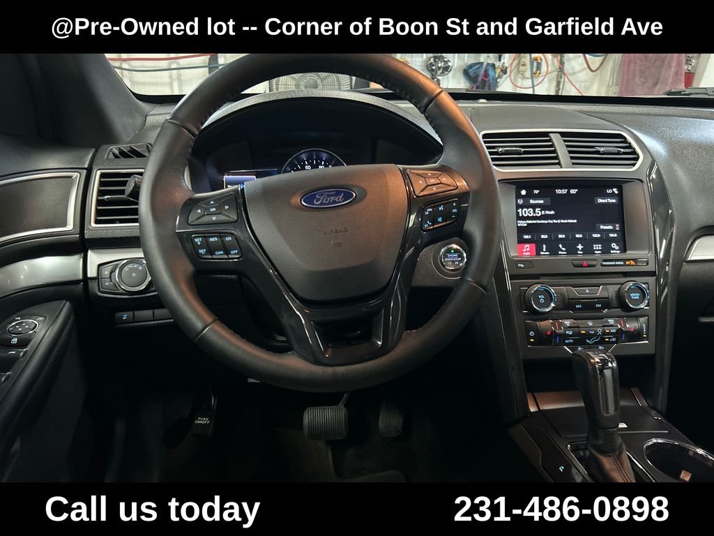 Used 2017 Black Ford XLT image 19