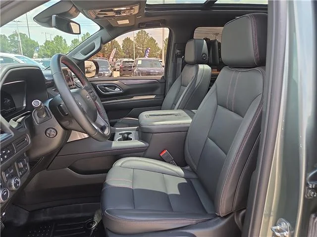 Used 2024 Silver Sage Metallic Chevrolet RST 4x4 image 11