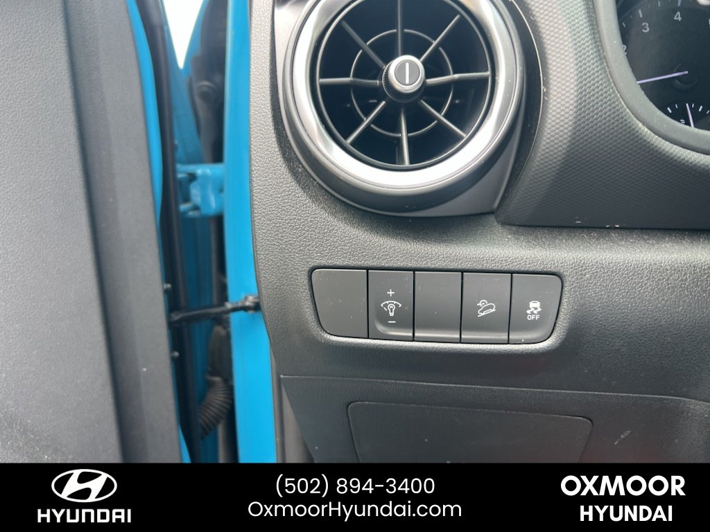 Used 2022 Teal Isle Hyundai SEL image 13