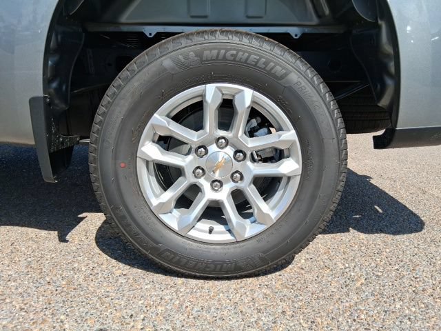 New 2026 Sterling Gray Metallic Chevrolet LT image 20