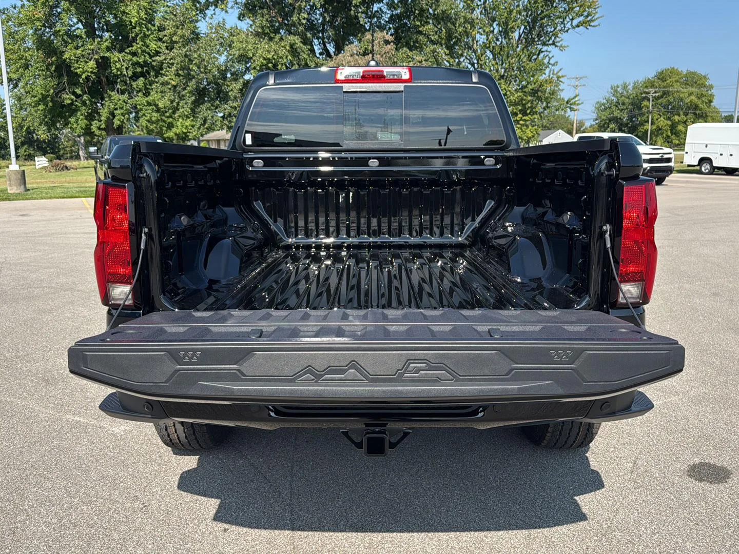 2026 Chevrolet Colorado Trail Boss - Photo 14