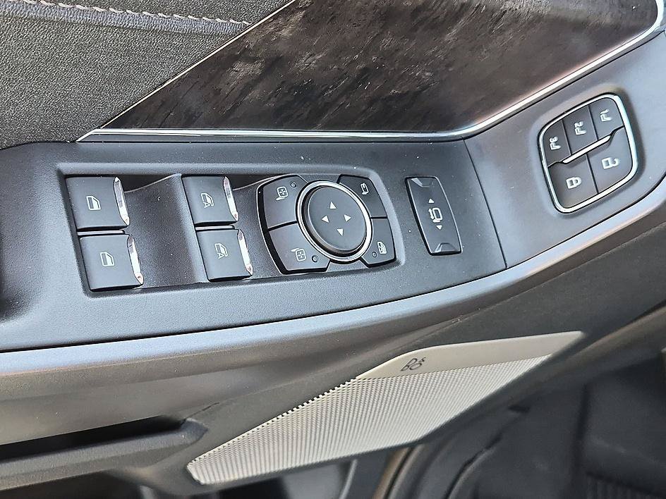 Used 2024 Gray Ford XL image 13