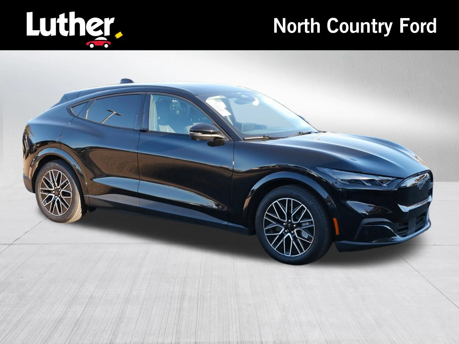 2025 Ford Mustang Mach-E Premium AWD