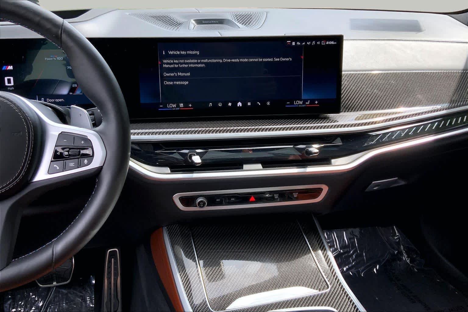 Used 2025 Black Sapphire Metallic BMW M60i image 7
