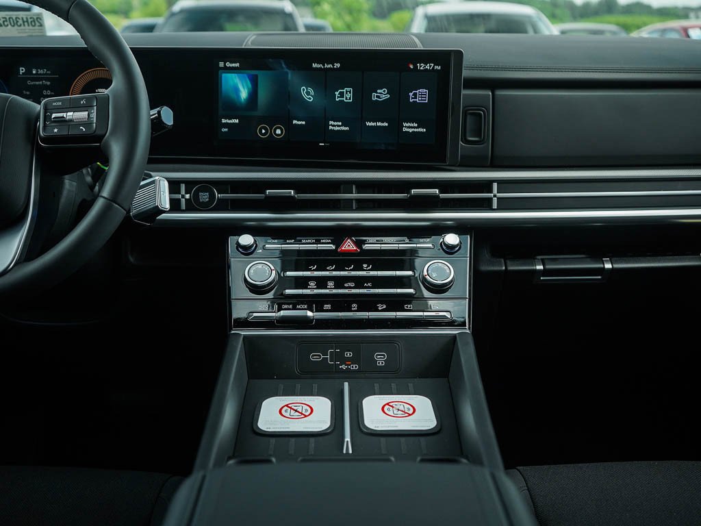 New 2026 Phantom Black Hyundai SE AWD image 18