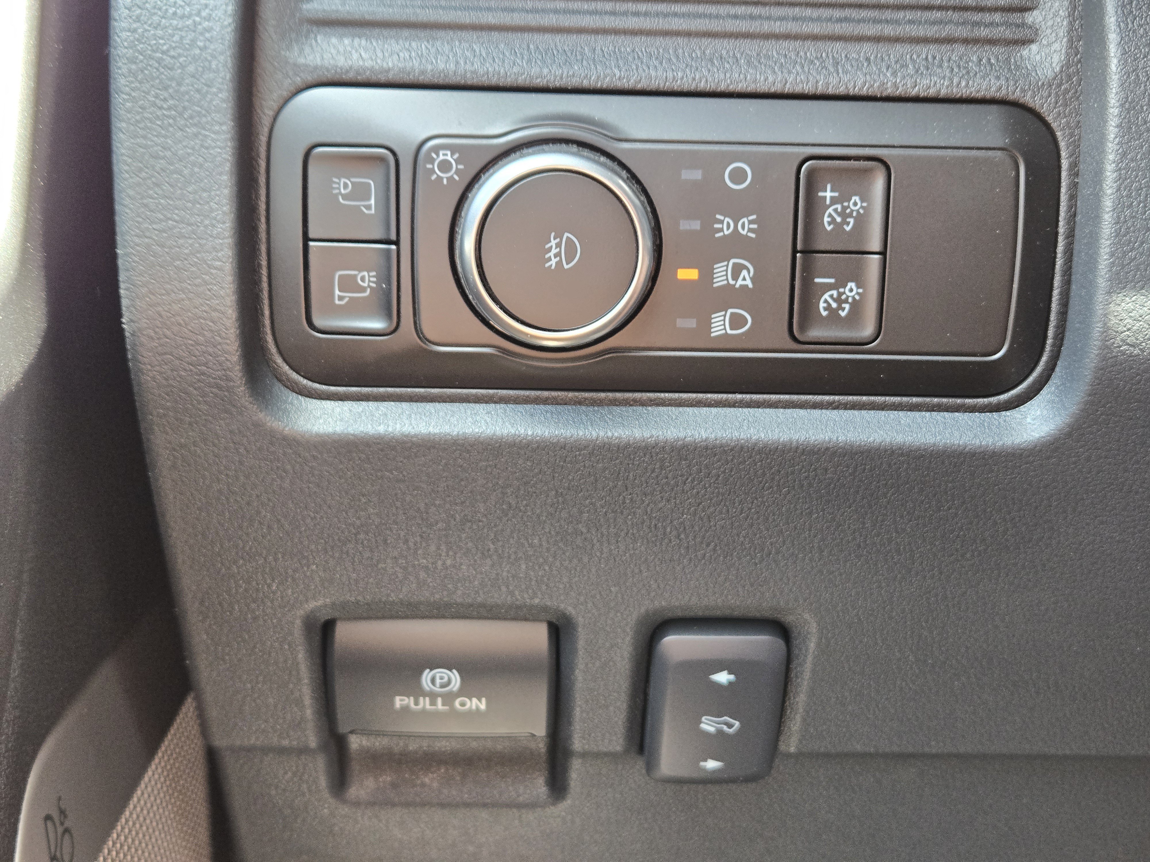 New 2026 Marsh Gray FORD F-450® LARIAT® image 23