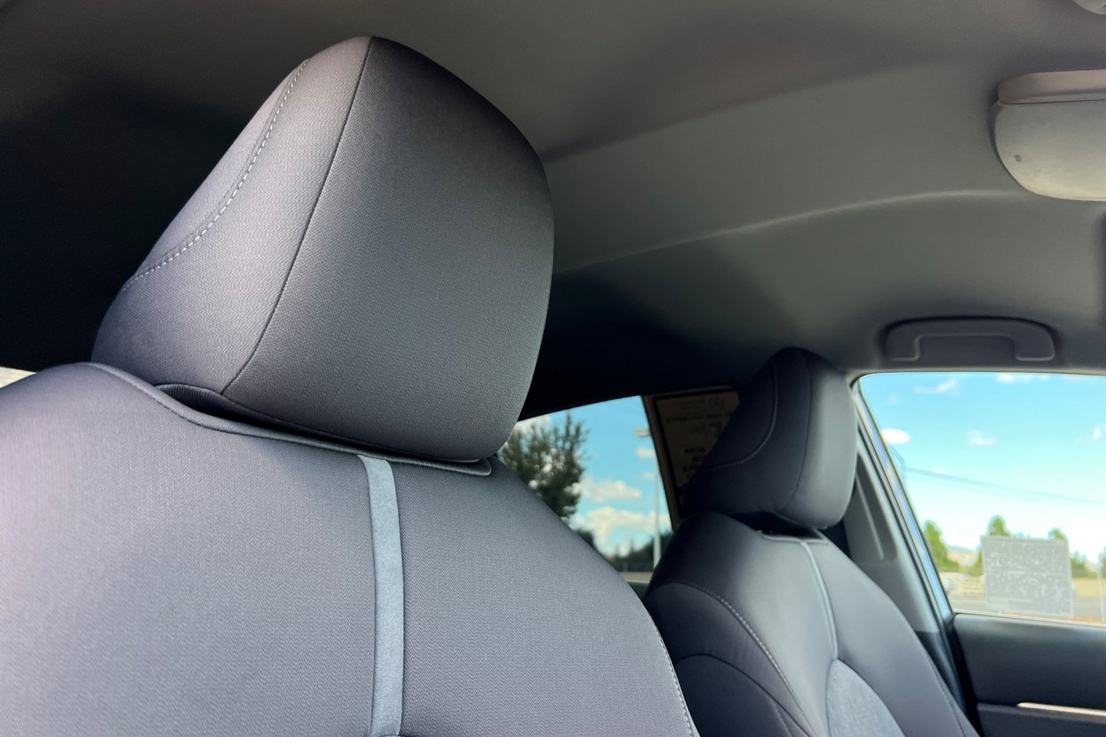 Used 2022 Predawn Gray Mica Toyota LE image 17