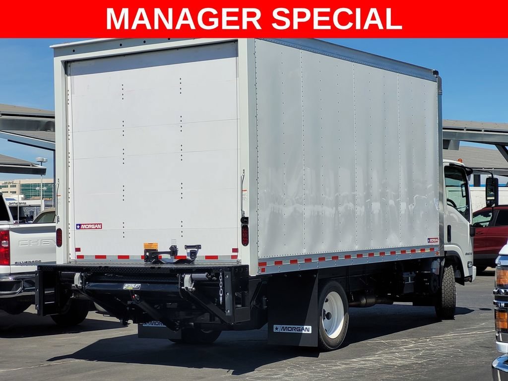 2025 Chevrolet Low Cab Forward 4500 HG view 4