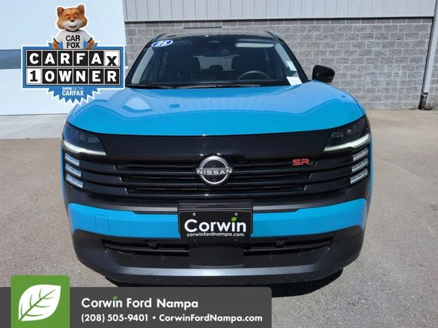 Used 2025 2t Ice Blk Roof Nissan  image 8