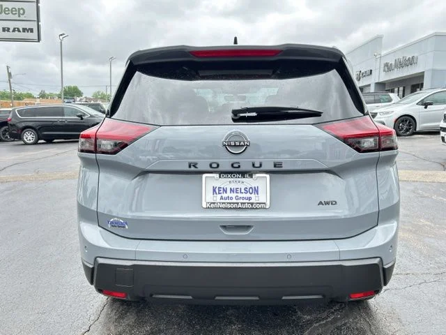 New 2026 Boulder Gray Pearl Nissan Dark Armor™ image 4