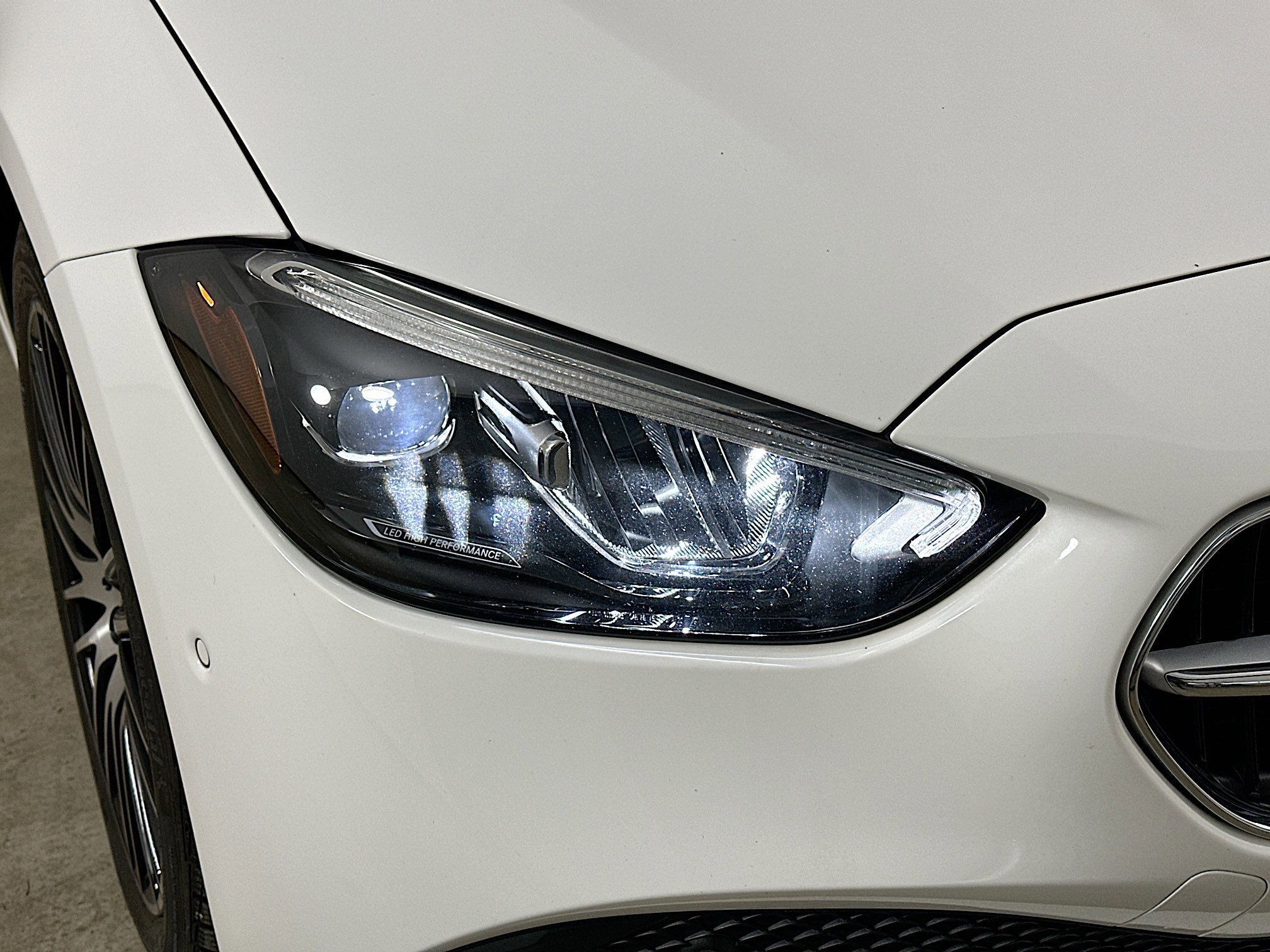 Used 2024 Polar White Mercedes-Benz C 300 image 38