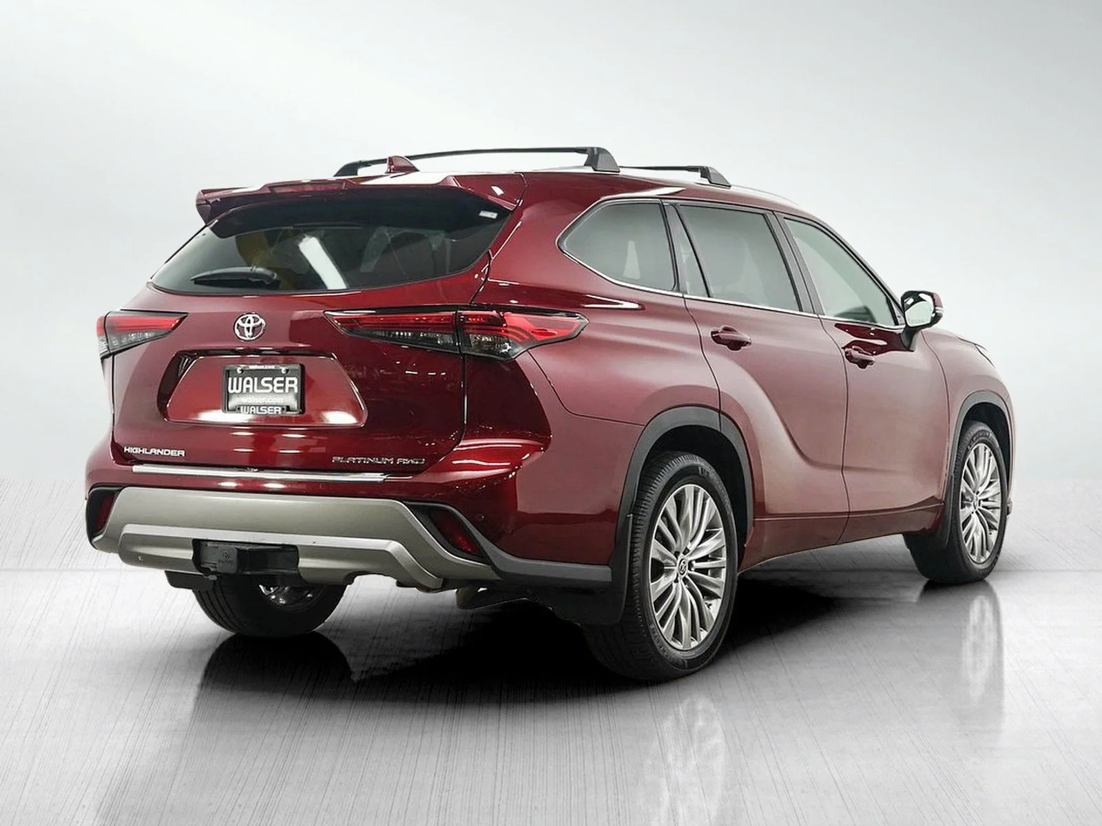 Used 2022 Red Toyota Platinum image 5