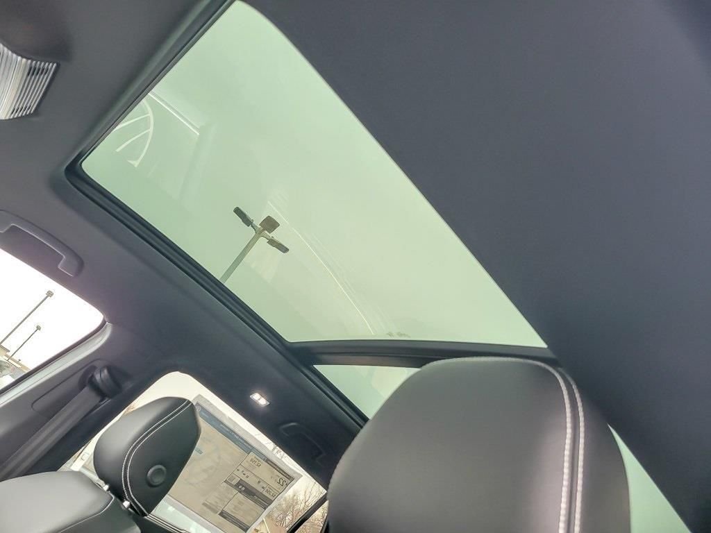 2026 Volkswagen Atlas Cross Sport SE w/Tech - Photo 10