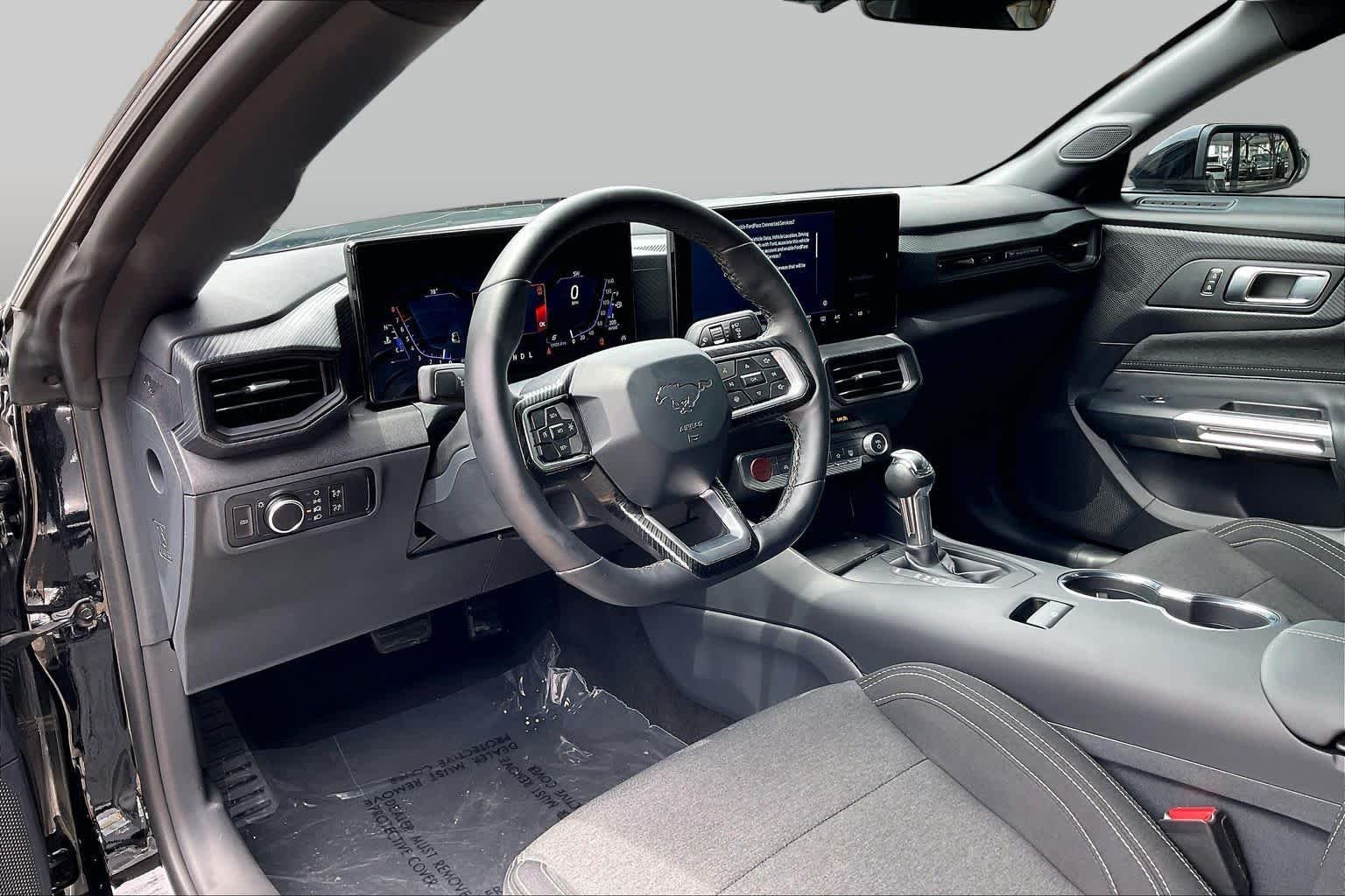 Used 2025 Shadow Black Ford EcoBoost image 18