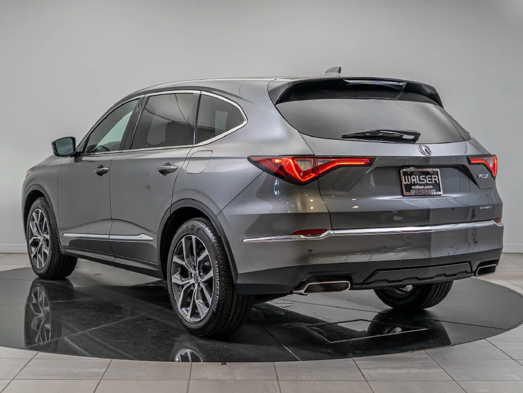 Used 2024 Liquid Carbon Metallic Acura Technology image 6