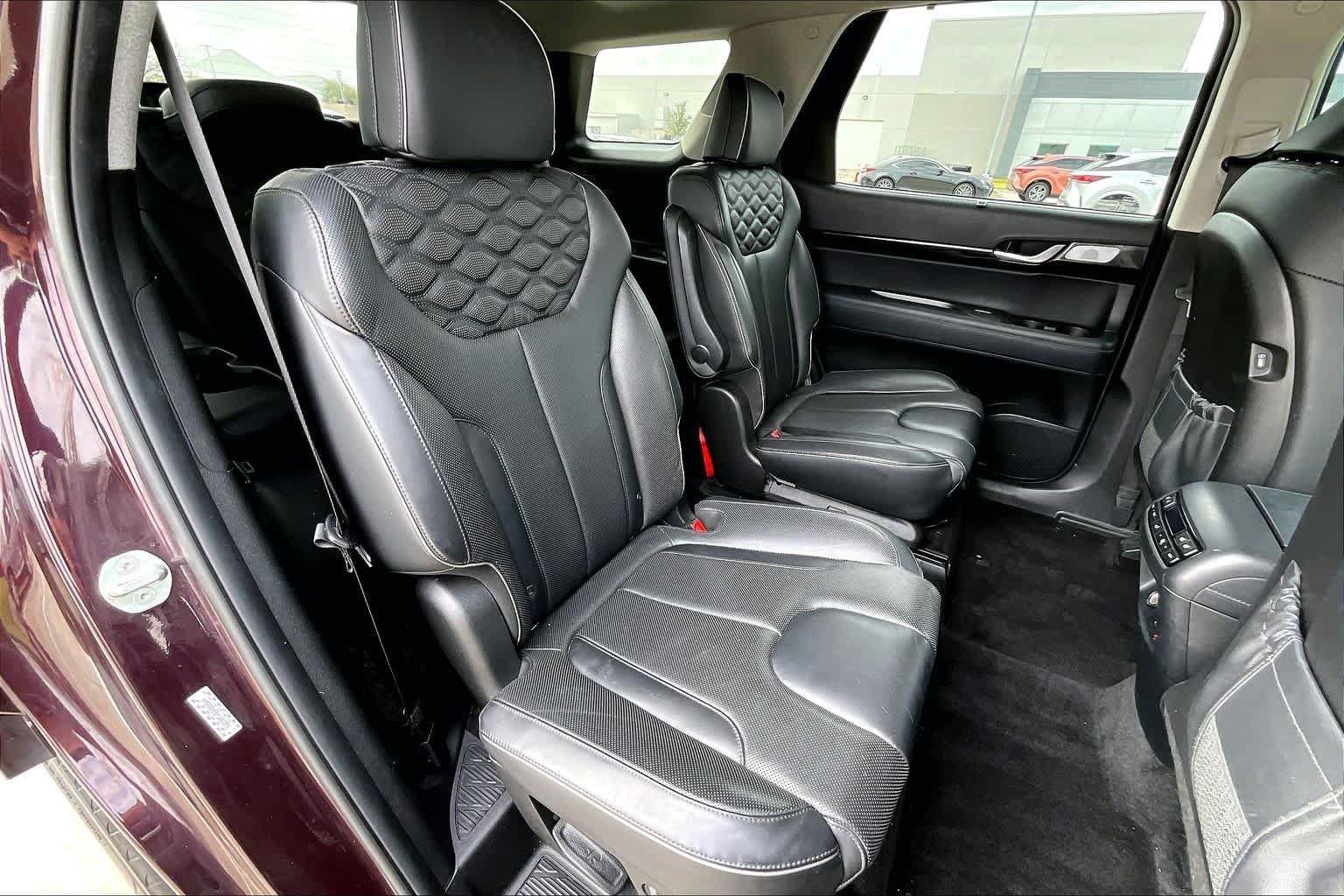 Used 2021 Sierra Burgundy Hyundai Limited image 29