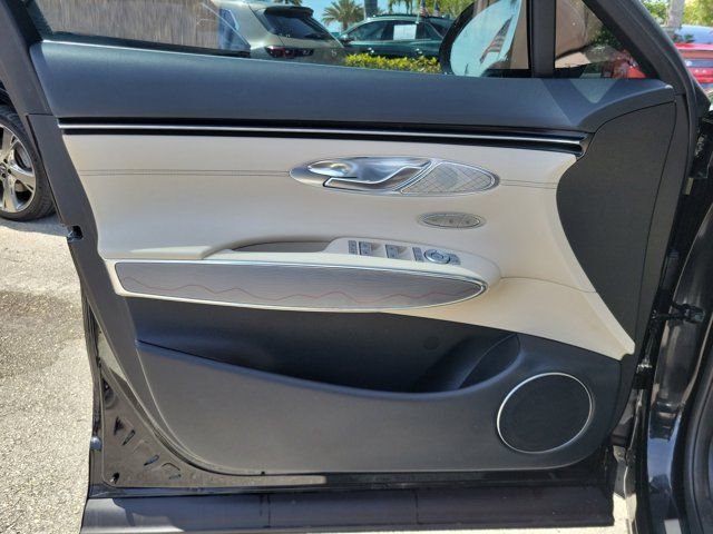 2024 GENESIS GV70 Standard - Photo 16