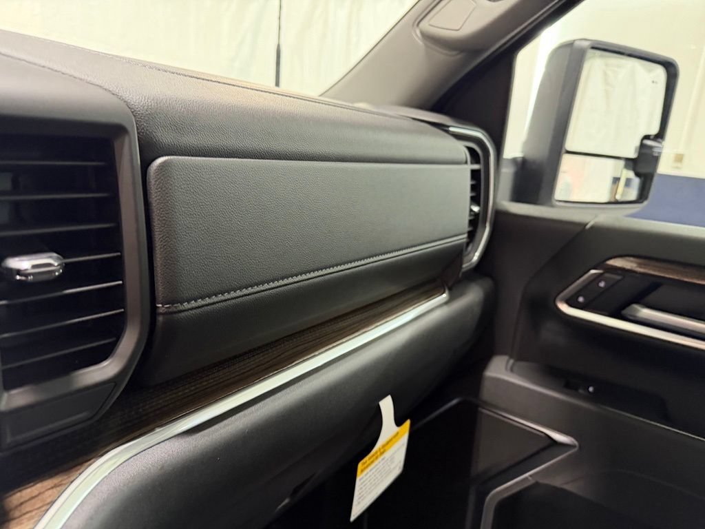 2026 Chevrolet Silverado 3500 HD LT - Photo 25