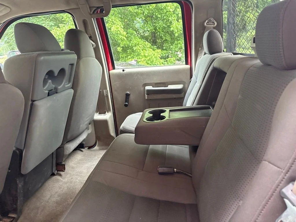 Used 2008  Ford XL image 10