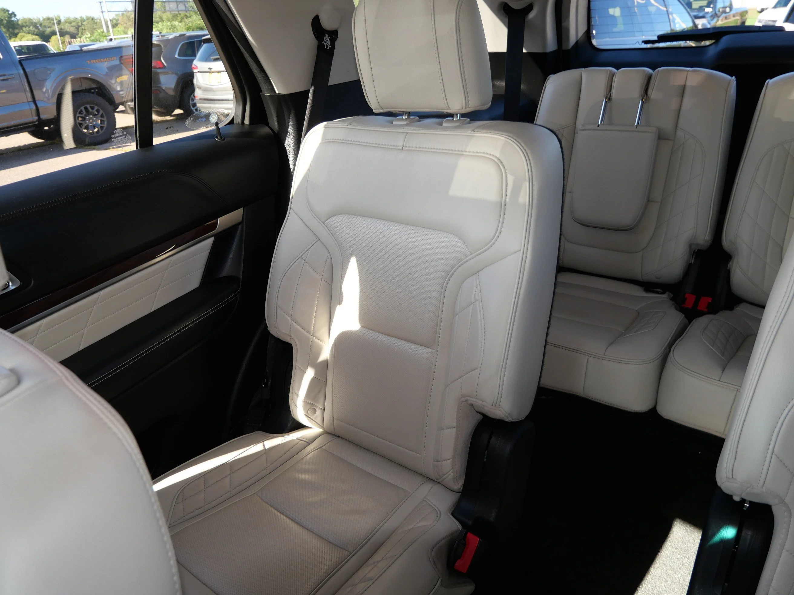 Certified Used 2017 Ingot Silver Ford Platinum image 12